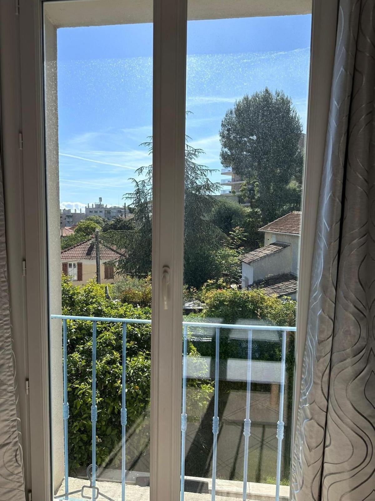 Appartement Dans Villa Roi Soleil Antibes Dış mekan fotoğraf